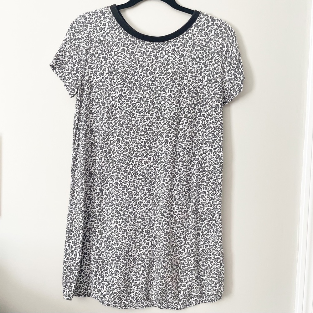Abercrombie & Fitch black & white leopard print short sleeve mini dress sz small